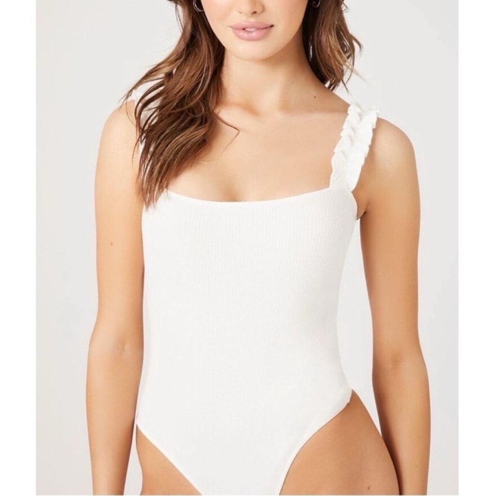 Sunday Best Aritzia Woman White Ribbed Bodysuit Ruffle Straps SMALL Romantic